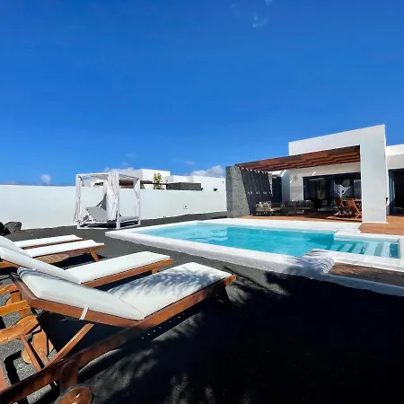 Nayra By Villalia Playa Blanca